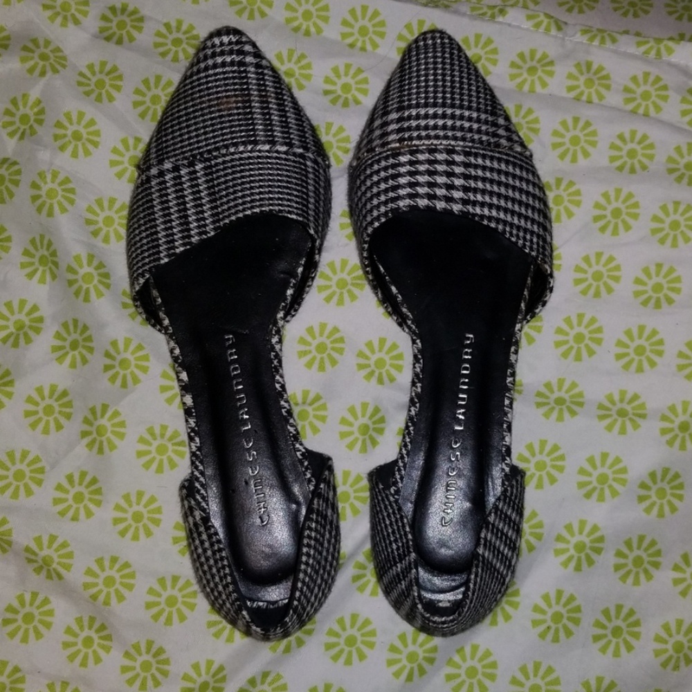 Plaid Flats with Pointed Toe